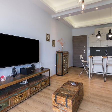 Stratum Apartment By Lobbysquare Atene Esterno foto