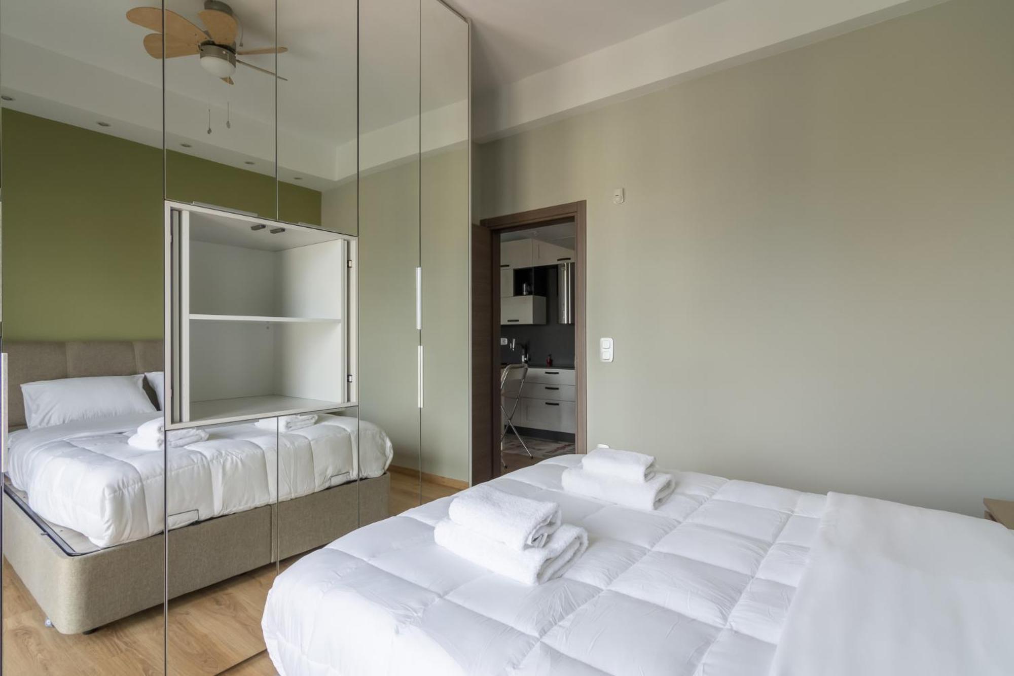 Stratum Apartment By Lobbysquare Atene Esterno foto