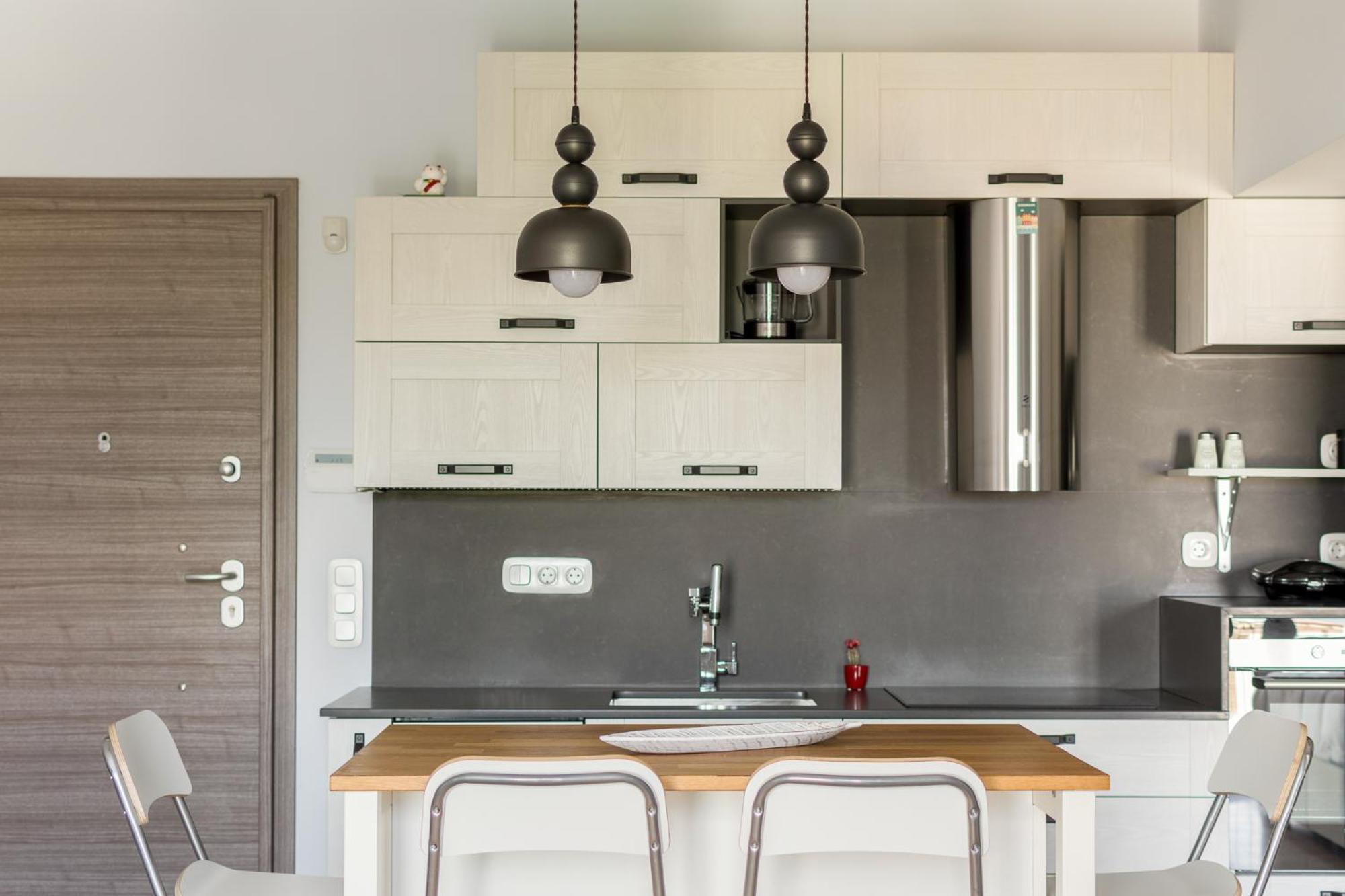Stratum Apartment By Lobbysquare Atene Esterno foto