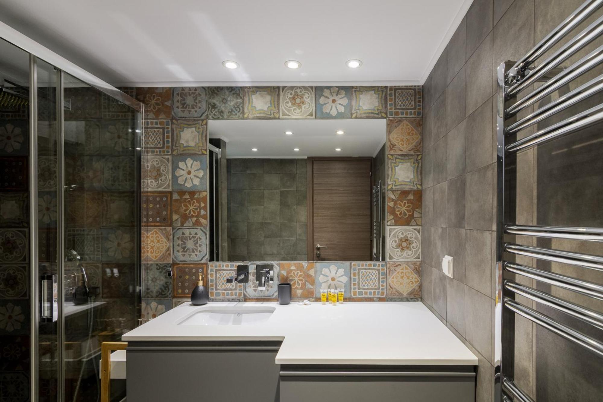 Stratum Apartment By Lobbysquare Atene Esterno foto